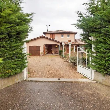 Holiday home Maison Chaleureuse