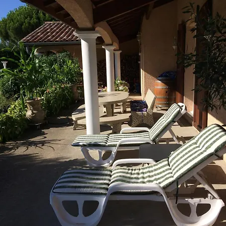 Holiday home Maison Chaleureuse Saint-Cyr-sur-le-Rhone